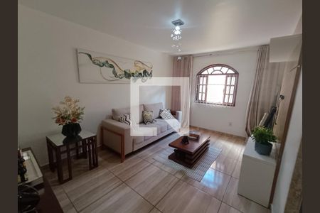 Casa para alugar com 5 quartos, 334m² em Imboassica, Macaé