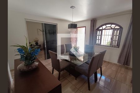Casa para alugar com 5 quartos, 334m² em Imboassica, Macaé