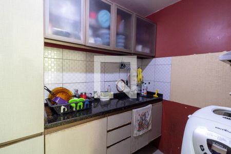 Cozinha de apartamento à venda com 2 quartos, 60m² em Cristal, Porto Alegre