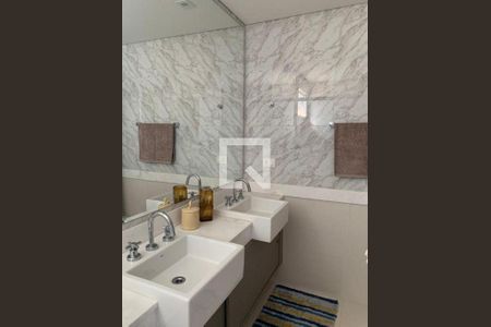 Apartamento à venda com 3 quartos, 178m² em Vila Suzana, São Paulo