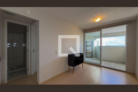 Sala de apartamento à venda com 2 quartos, 50m² em Campo Belo, São Paulo