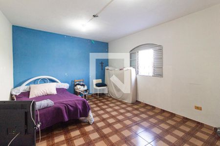 Quarto de casa à venda com 3 quartos, 230m² em Remédios, Osasco