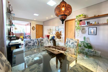 Apartamento à venda com 3 quartos, 115m² em Santo Antônio, Belo Horizonte