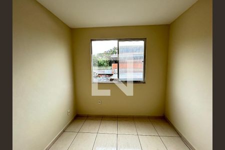 Quarto 2 de casa para alugar com 2 quartos, 40m² em Bento Ribeiro, Rio de Janeiro