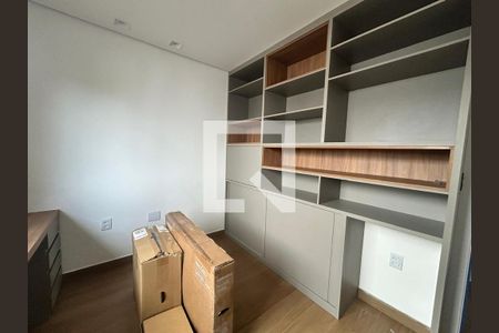 Quarto de casa à venda com 3 quartos, 200m² em Planalto, Belo Horizonte