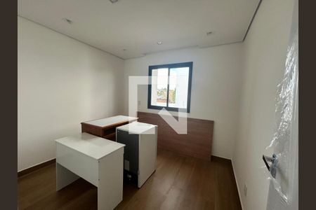 Quarto de casa à venda com 3 quartos, 200m² em Planalto, Belo Horizonte