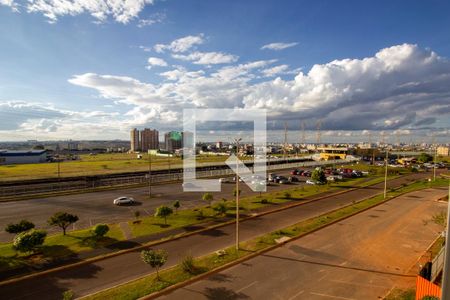 Apartamento à venda com 3 quartos, 72m² em Samambaia, Brasília