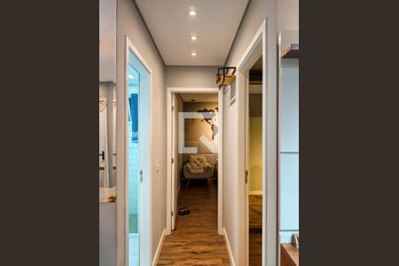 Corredor - Quartos de apartamento à venda com 2 quartos, 43m² em Vila Gustavo, São Paulo