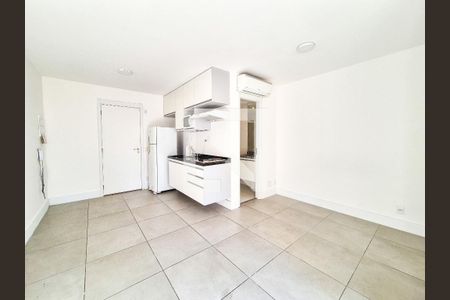 Sala/Quarto de kitnet/studio para alugar com 1 quarto, 27m² em Campos Elíseos, São Paulo
