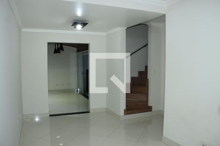 Casa de Condomínio para alugar com 2 quartos, 85m² em Granja Viana, Cotia