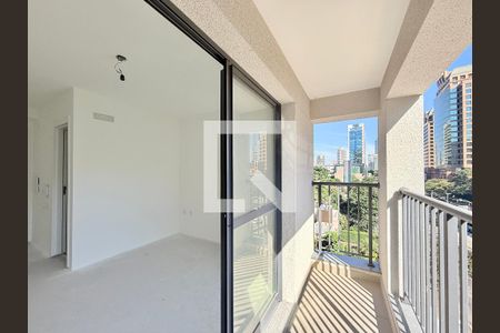 Sacada de kitnet/studio à venda com 1 quarto, 24m² em Vila Cordeiro, São Paulo