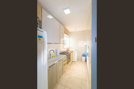 Cozinha e Área de Serviço de apartamento para alugar com 2 quartos, 41m² em Mato Grande, Canoas