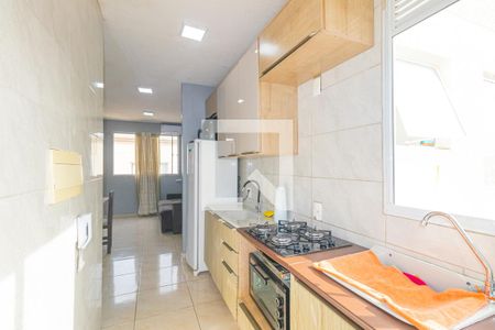 Cozinha e Área de Serviço de apartamento para alugar com 2 quartos, 41m² em Mato Grande, Canoas
