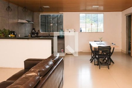 SALA de casa para alugar com 2 quartos, 106m² em Botafogo, Nova Iguaçu
