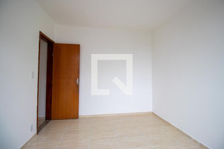 Quarto 2 de apartamento para alugar com 2 quartos, 80m² em Olaria, Rio de Janeiro