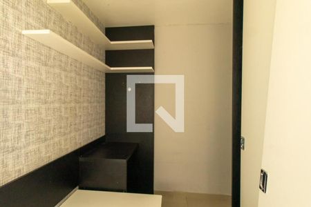 Quarto 1 de apartamento à venda com 3 quartos, 66m² em Uberaba, Curitiba