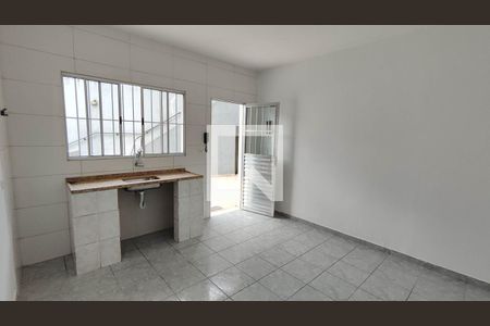 Sala / Cozinha de casa para alugar com 1 quarto, 20m² em Vila Alayde, Ferraz de Vasconcelos