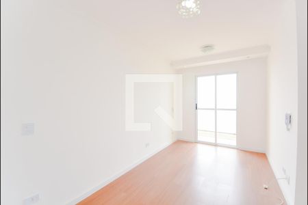 Sala de apartamento para alugar com 3 quartos, 80m² em Jardim Presidente Dutra, Guarulhos