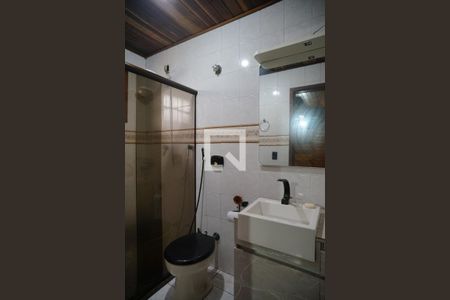 Banheiro do Quarto 1 de casa para alugar com 3 quartos, 100m² em Jardim Atlântico Central, Maricá