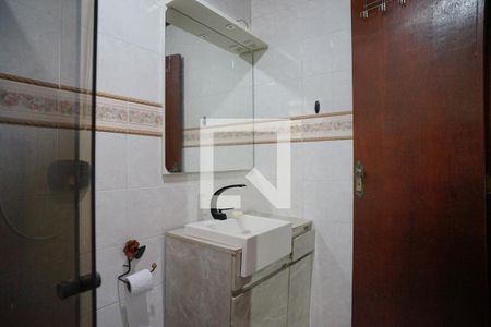 Banheiro do Quarto 1 de casa para alugar com 3 quartos, 100m² em Jardim Atlântico Central, Maricá