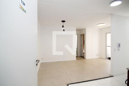 Apartamento para alugar com 2 quartos, 54m² em Jardim Recanto Suave, Cotia
