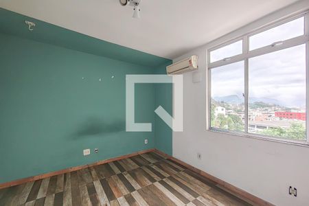 Quarto  de apartamento à venda com 4 quartos, 80m² em Gamboa, Rio de Janeiro