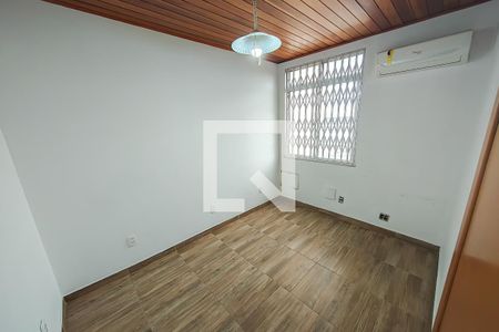 Quarto 2 de apartamento à venda com 4 quartos, 80m² em Gamboa, Rio de Janeiro