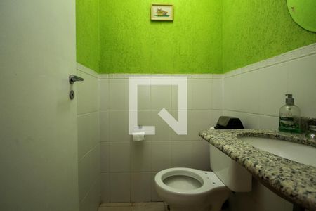 Lavabo de casa de condomínio para alugar com 3 quartos, 85m² em Granja Viana, Cotia
