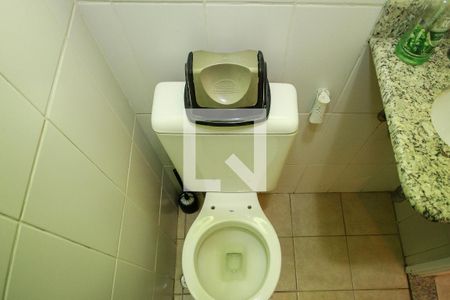 Lavabo de casa de condomínio para alugar com 3 quartos, 85m² em Granja Viana, Cotia