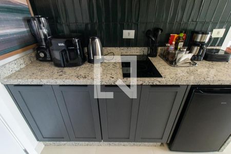 Sala/Cozinha de apartamento à venda com 1 quarto, 37m² em Água Verde, Curitiba