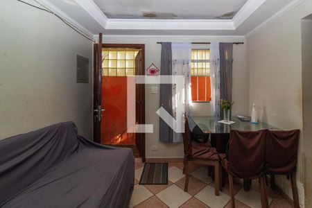 Sala de casa à venda com 4 quartos, 126m² em Jordanópolis, São Paulo