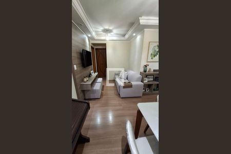 Sala de apartamento à venda com 2 quartos, 49m² em Vila Carmosina, São Paulo