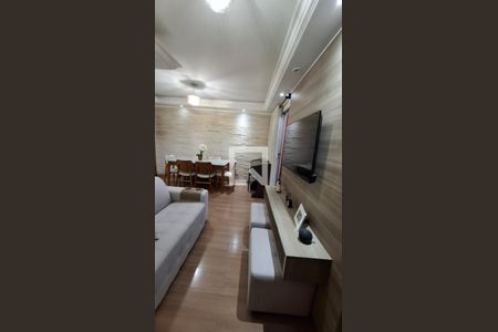 Sala de apartamento à venda com 2 quartos, 49m² em Vila Carmosina, São Paulo