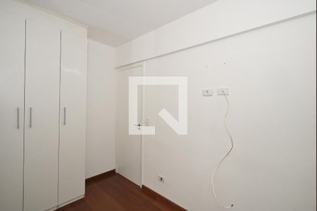 Quarto 1 de apartamento para alugar com 2 quartos, 68m² em Jardim Henriqueta, Taboão da Serra