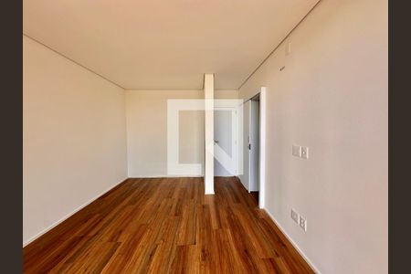 Casa de Condomínio para alugar com 4 quartos, 504m² em Lagoa dos Ingleses, Nova Lima