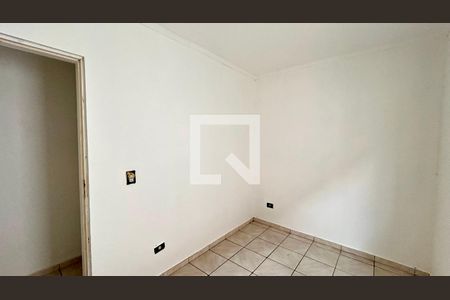 Quarto 1 de casa para alugar com 3 quartos, 74m² em Jardim do Triunfo, Guarulhos