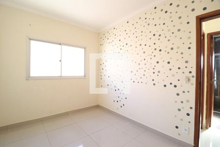 Quarto 1 de apartamento para alugar com 2 quartos, 58m² em Santa Mônica, Uberlândia