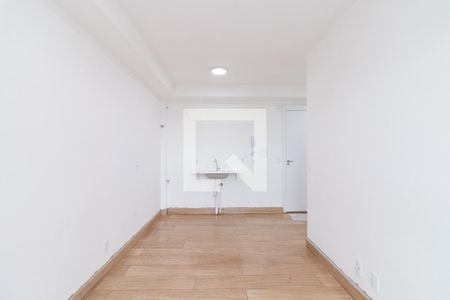Sala/Cozinha de apartamento para alugar com 2 quartos, 39m² em Parque Paineiras, São Paulo