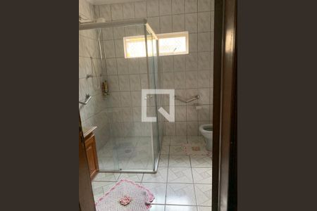 Banheiro de casa à venda com 3 quartos, 168m² em Vila Mariza, São Bernardo do Campo