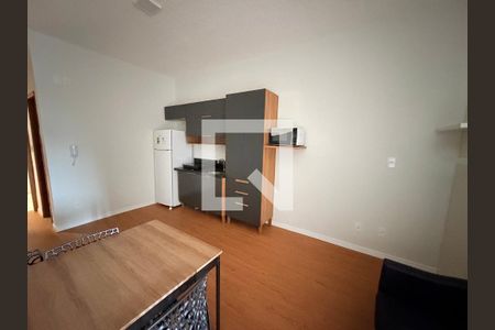 Studio de kitnet/studio para alugar com 1 quarto, 29m² em Cascatinha, Juiz de Fora