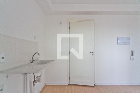 Sala e cozinha de apartamento à venda com 2 quartos, 32m² em Casa Verde Alta, São Paulo