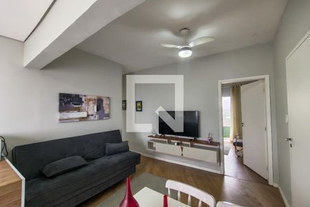 Sala de apartamento para alugar com 2 quartos, 55m² em Solemar, Praia Grande