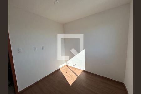 Quarto 1 de apartamento para alugar com 2 quartos, 41m² em Inhaúma, Rio de Janeiro