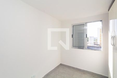 Quarto 1 de apartamento para alugar com 2 quartos, 48m² em Itaquera, São Paulo