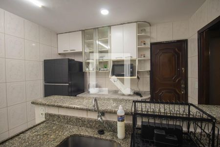 Cozinha de apartamento para alugar com 3 quartos, 80m² em Rocha, São Gonçalo