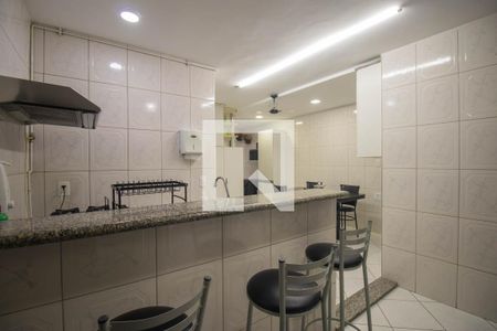 Cozinha de apartamento para alugar com 3 quartos, 80m² em Rocha, São Gonçalo