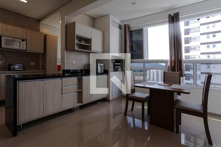 Sala de apartamento para alugar com 1 quarto, 43m² em Vila Mogilar, Mogi das Cruzes