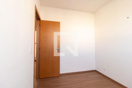 Quarto 1 de apartamento para alugar com 2 quartos, 38m² em Umbara, Curitiba