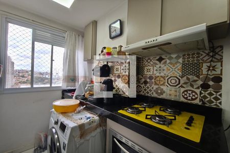Cozinha e Área de Serviço de apartamento para alugar com 2 quartos, 54m² em Jardim do Lago Ii, Campinas