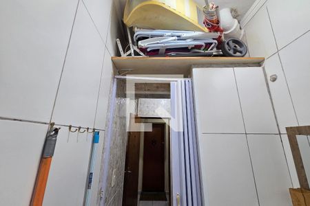 Banheiro de kitnet/studio para alugar com 1 quarto, 35m² em Cidade Ocian, Praia Grande